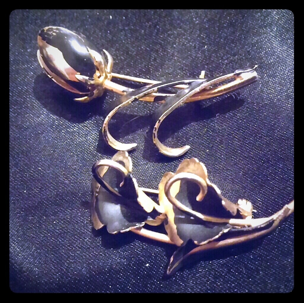 Vintage Rose brooches
